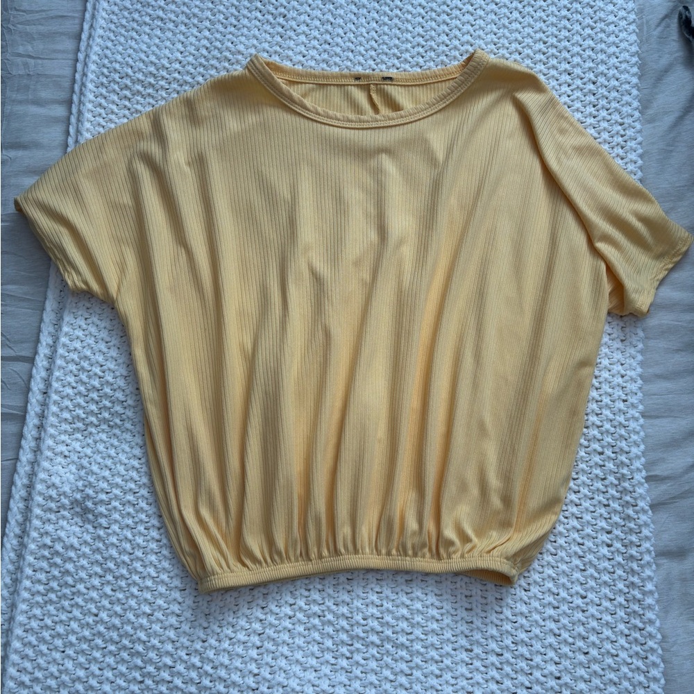 NWOT Yellow Ribbed Short Sleeve with Cinching at Bottom